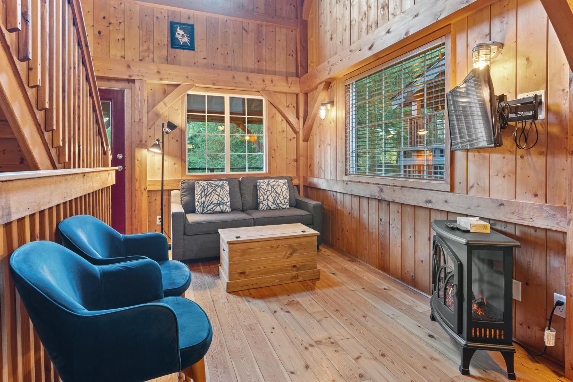 The Cabins At Terrace Beach Ucluelet Exterior photo
