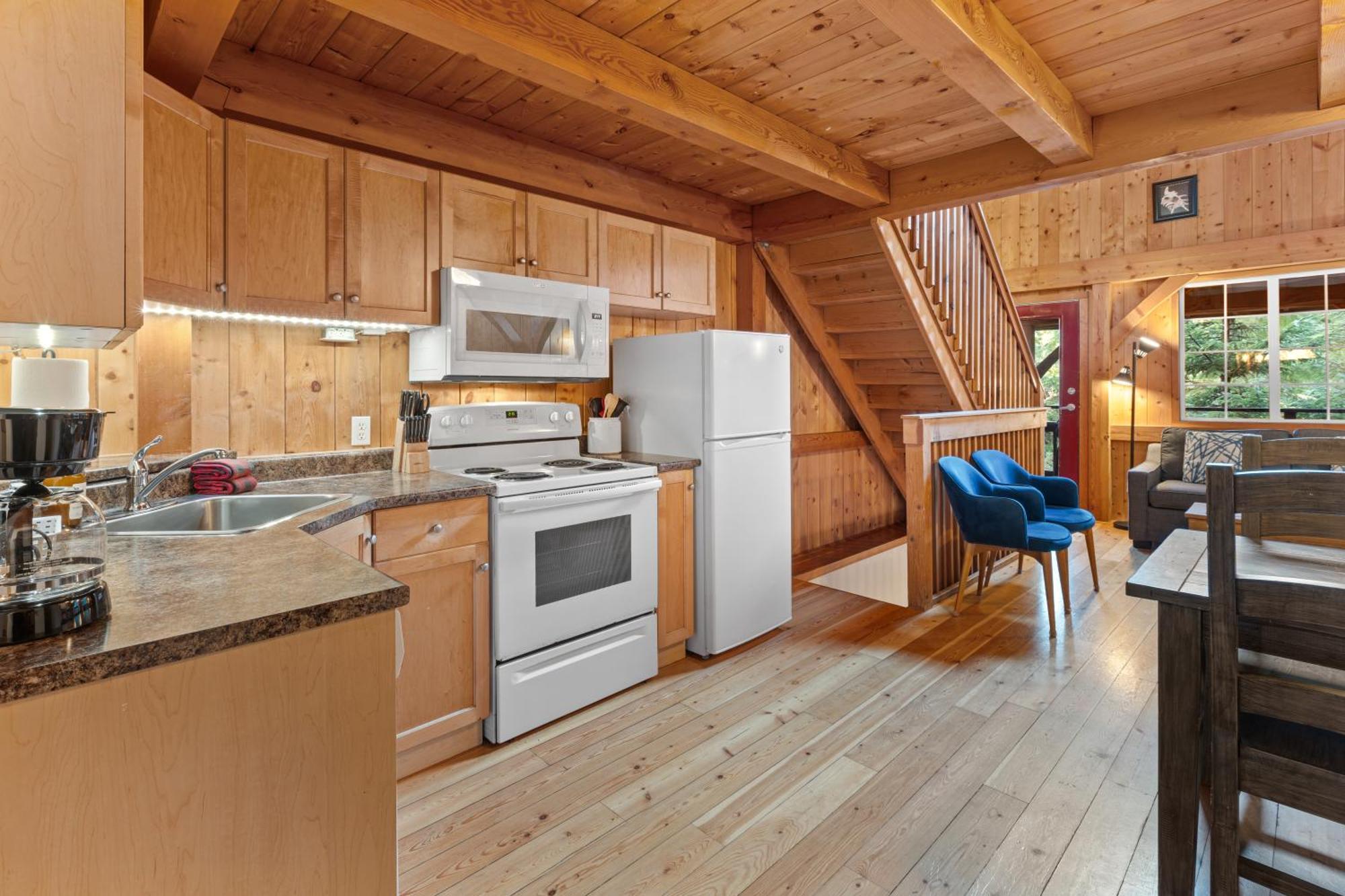 The Cabins At Terrace Beach Ucluelet Exterior photo