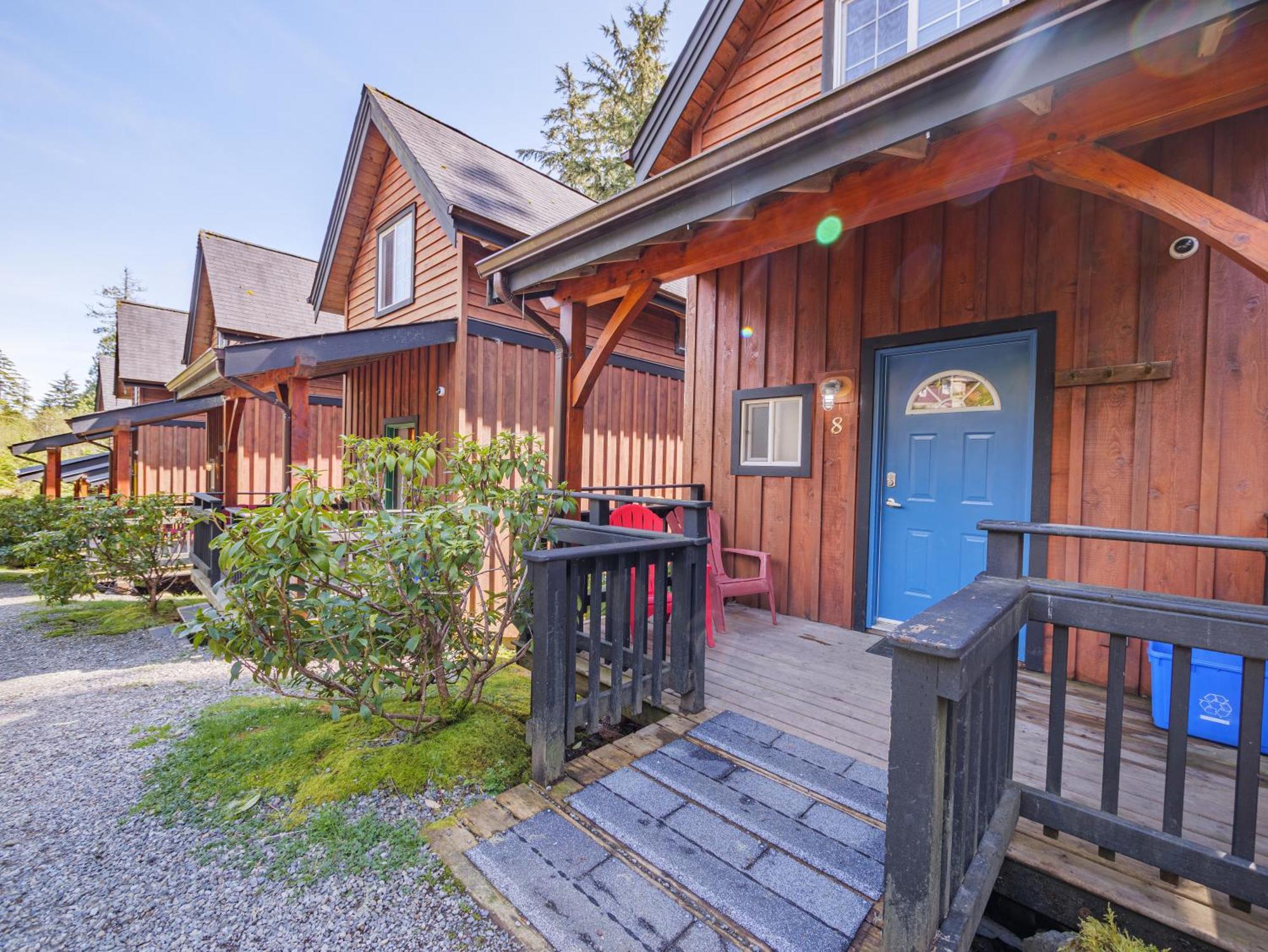 The Cabins At Terrace Beach Ucluelet Exterior photo