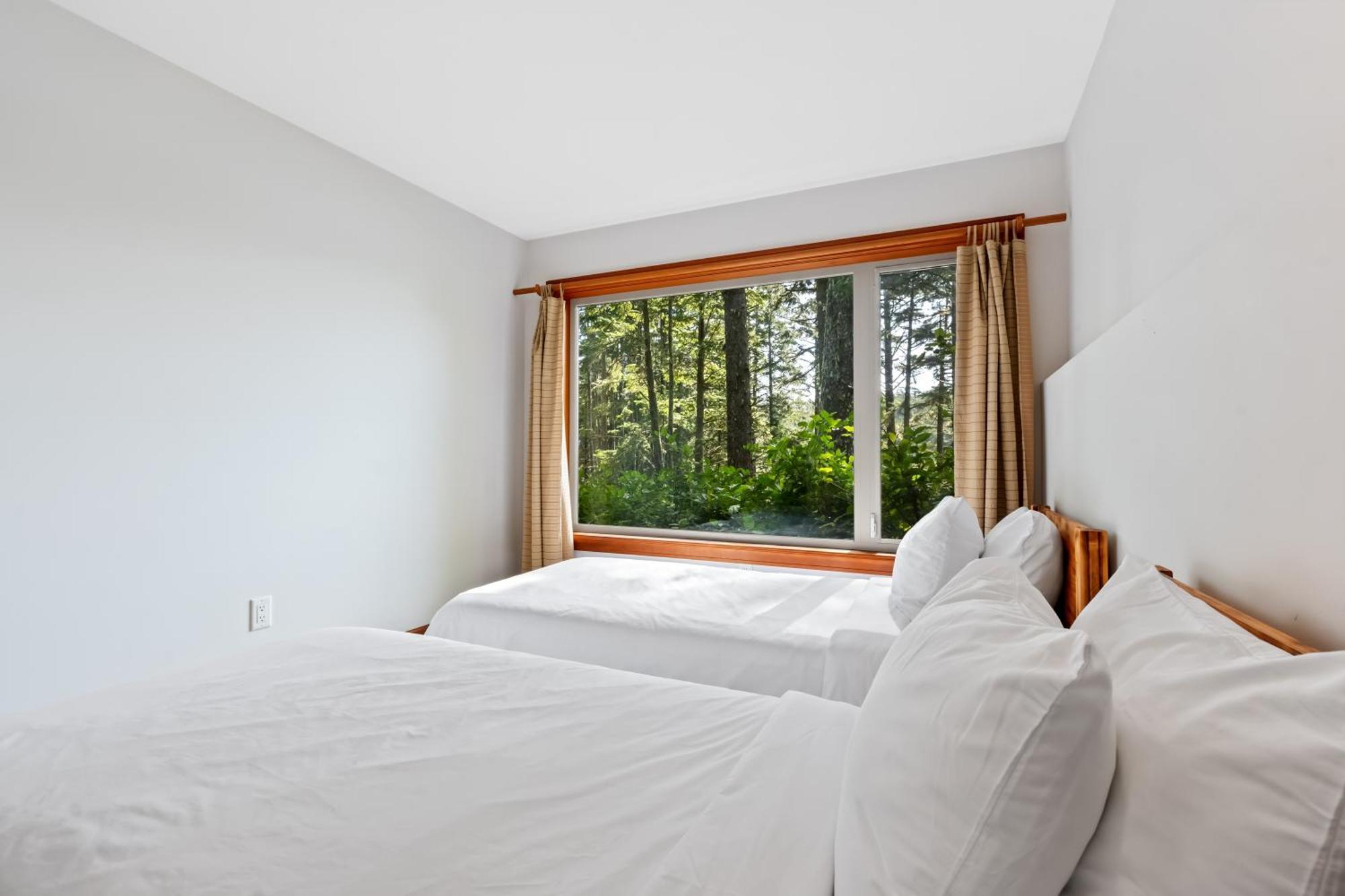 The Cabins At Terrace Beach Ucluelet Exterior photo