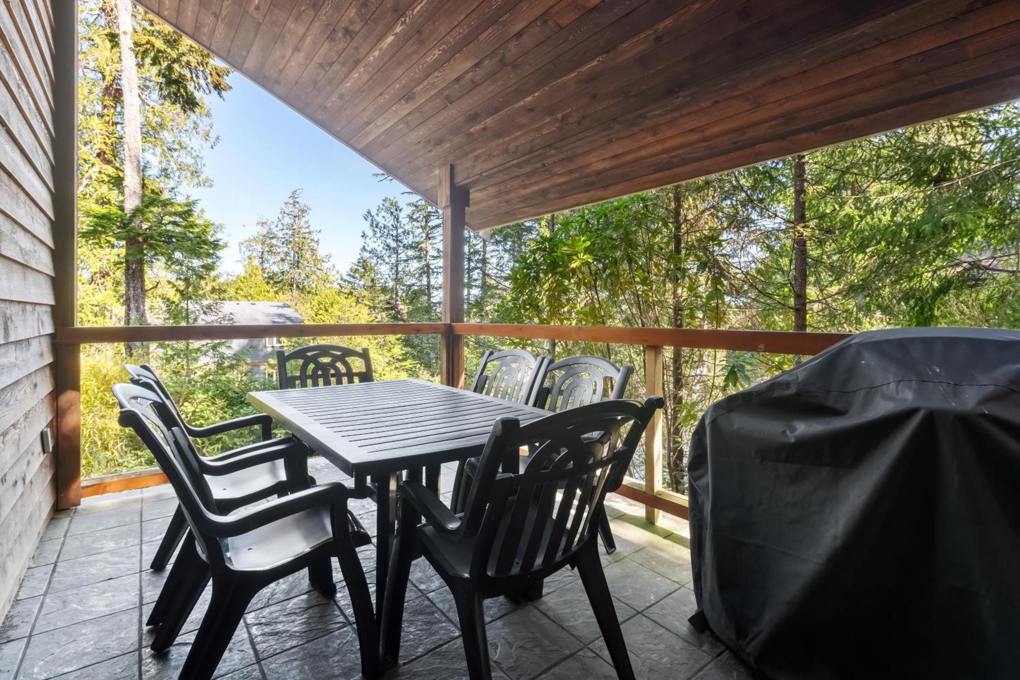 The Cabins At Terrace Beach Ucluelet Exterior photo
